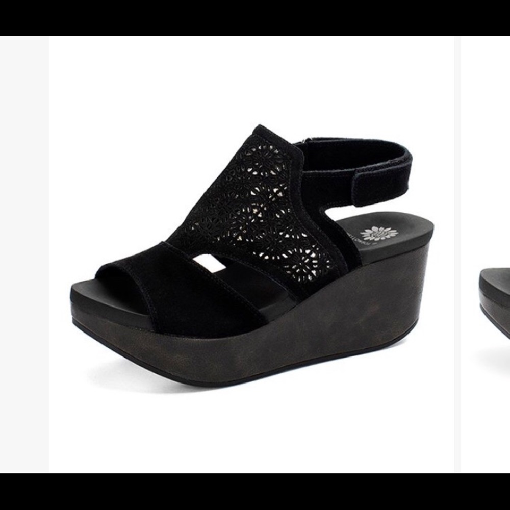 COPY - Yellow box wedges
